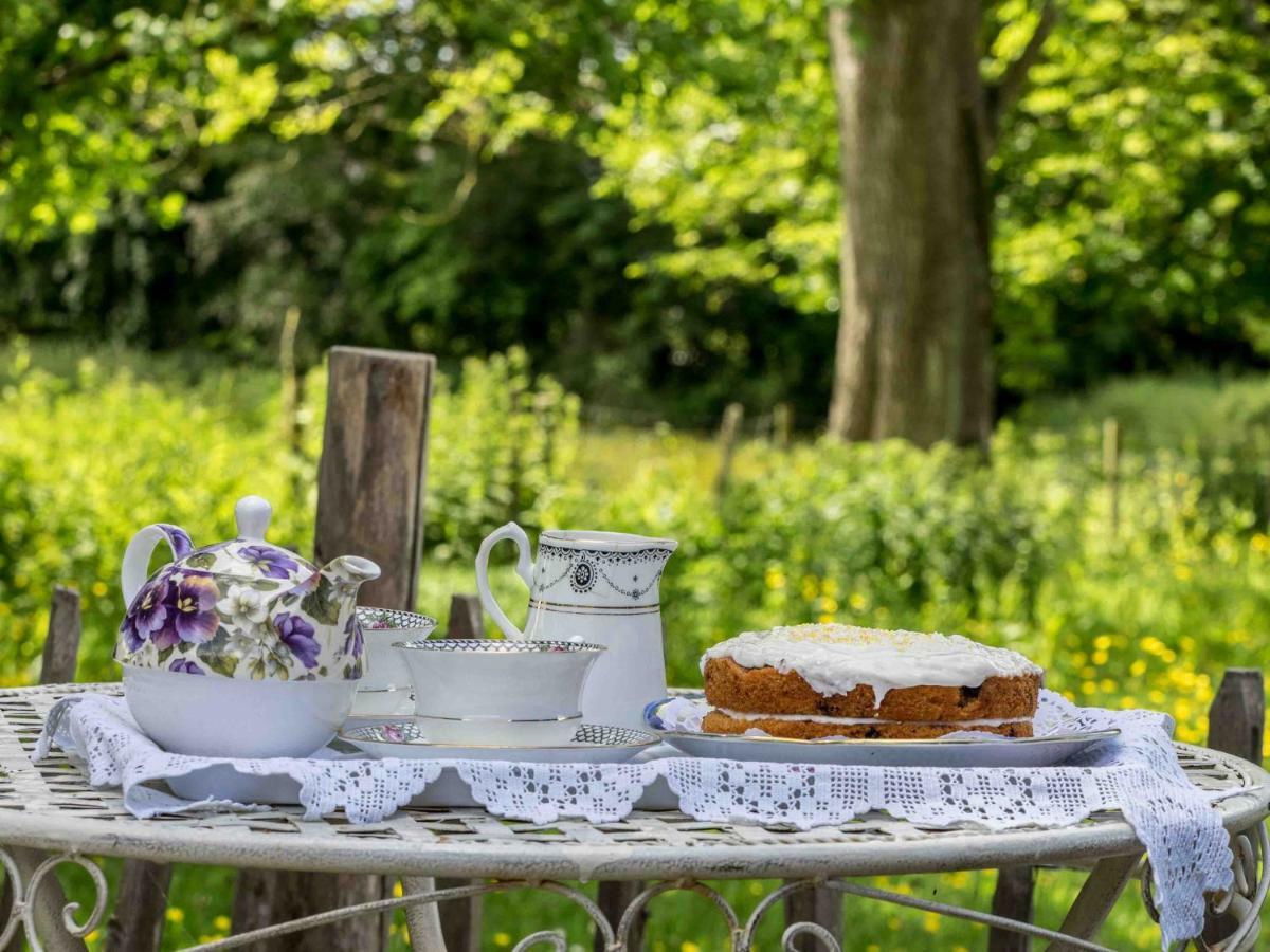 The Old Apple Shed Cosy Heated Cottage In A Meadow Close To The Charming Village Of Bethersden แอชฟอร์ด ภายนอก รูปภาพ