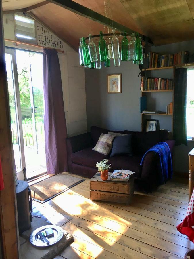 The Old Apple Shed Cosy Heated Cottage In A Meadow Close To The Charming Village Of Bethersden แอชฟอร์ด ภายนอก รูปภาพ